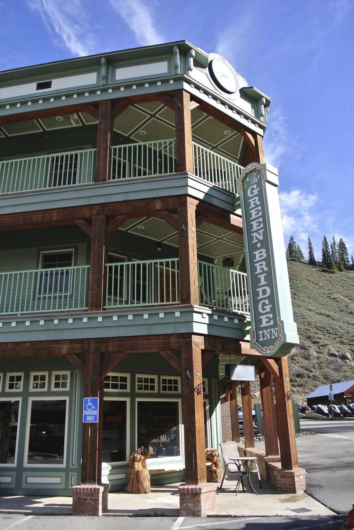 The Green Bridge Inn Red Cliff 外观 照片